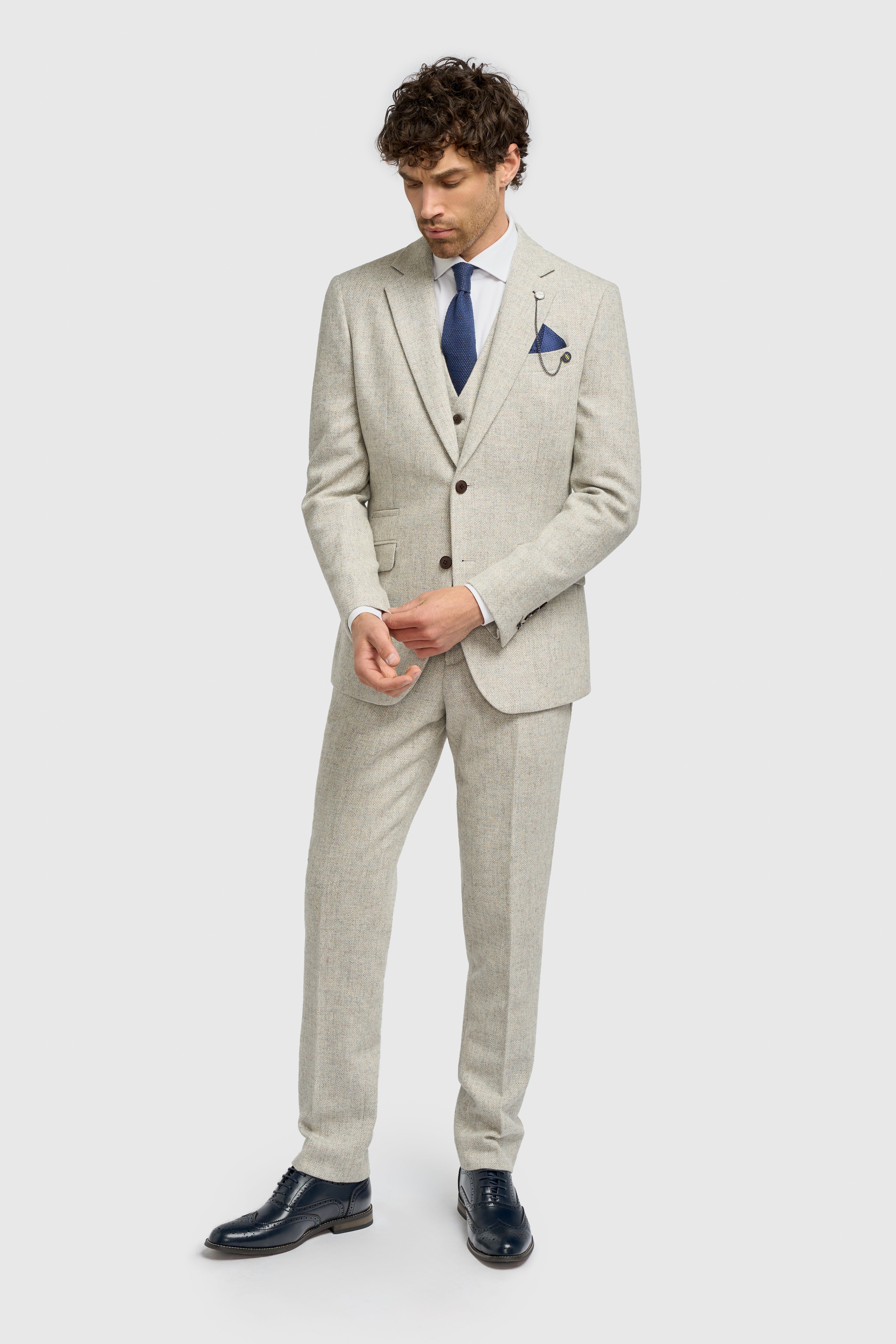 Cavani Thomas Three Piece Suit - Pearl Grey